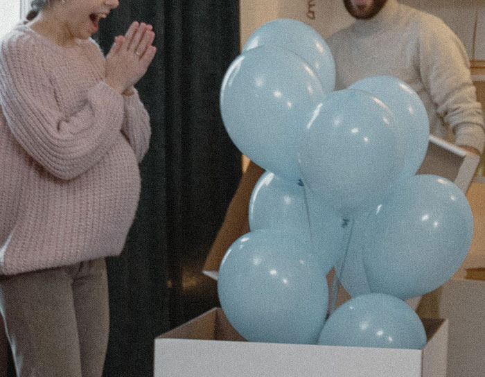 30 Cringe Things People Do But We Accept Them For Some Reason