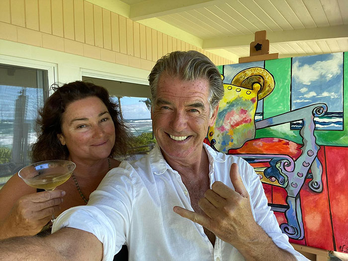 Anonymous Troll&rsquo;s Viral Post Body-Shaming Pierce Brosnan's Wife Completely Backfires