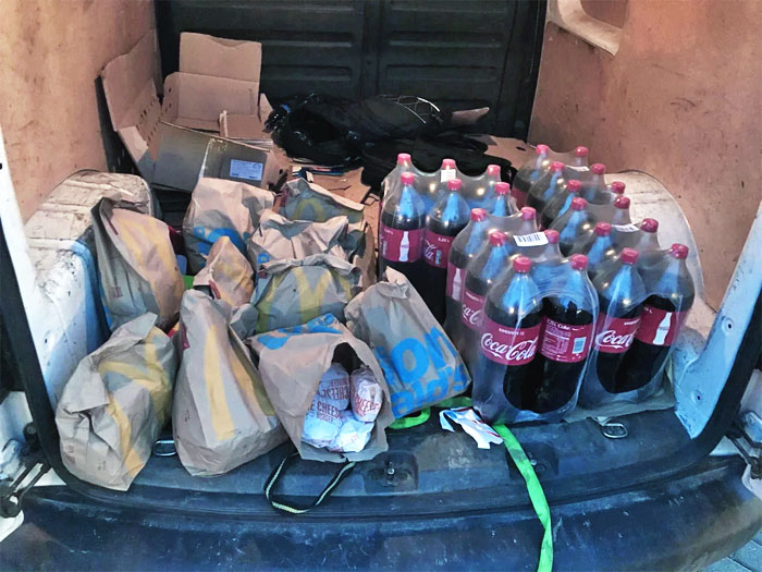 Last Christmas Me, And The Boys Took 100 Cheeseburgers And A Bunch Of Colas To An Orphanage