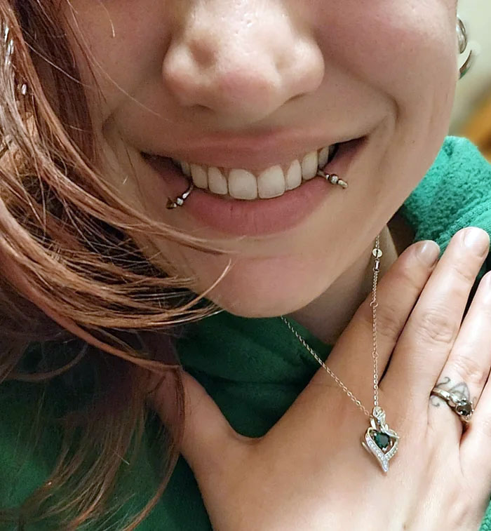 With Everything Such A Mess With The House Fire, We Kinda Canceled Christmas. My Stepson Still Took The Time To Look Up My Birthstone And Pick Out A Necklace For Me For Christmas