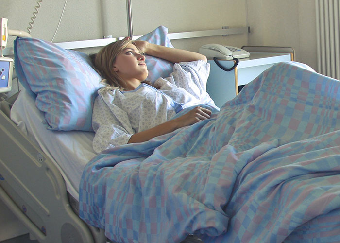 “Did That Really Just Happen?”: 35 Scandalous Workplace Christmas Parties That Are Hard To Forget