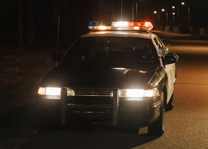 “Did That Really Just Happen?”: 35 Scandalous Workplace Christmas Parties That Are Hard To Forget