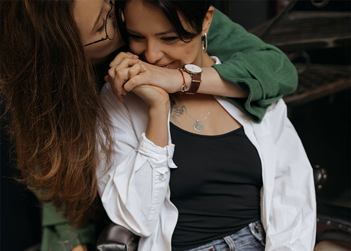 &ldquo;He Is Married&rdquo;: Person Sees What They Weren&rsquo;t Supposed To At Office Xmas Party, Needs Advice