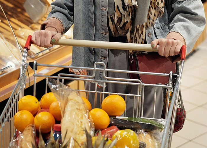 40 Uplifting Stories Of Girls Supporting Girls Unexpectedly