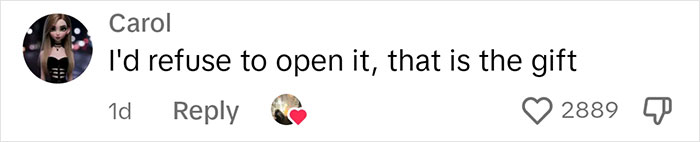 Person Hides What Their Actual Gifts Are, And The Results Are Hilariously Impressive Person Hides What Their Actual Gifts Are, And The Results Are Hilariously Impressive