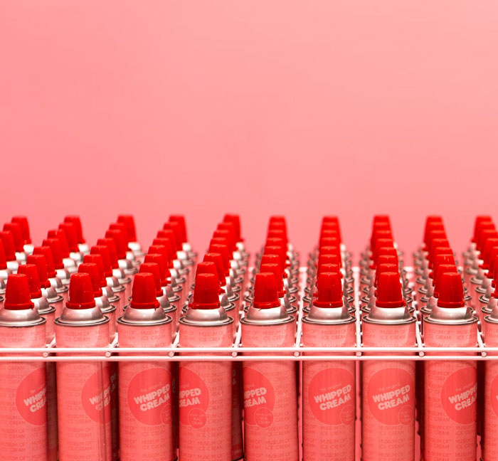 30 Strange, Amusing, And Horrifying Things People Have Seen In Others’ Kitchens