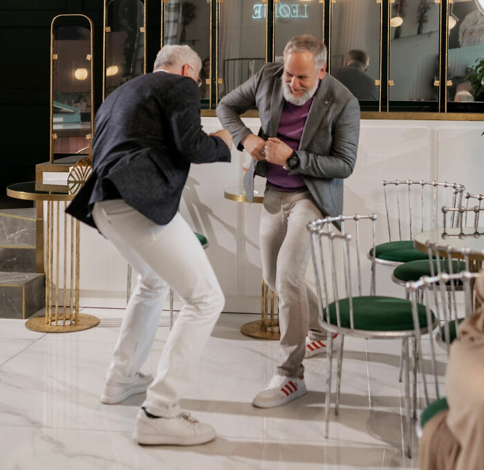 “Has Done Wonders For My Mental Health”: 45 Small Life Changes That Made People Happier