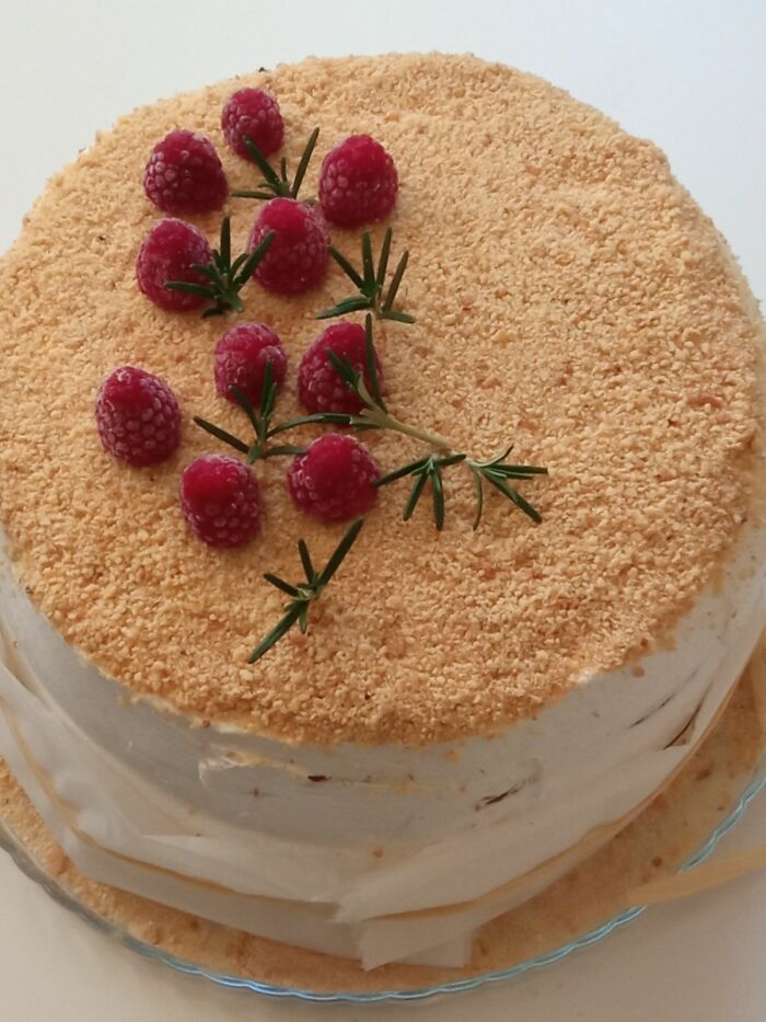 Well, Not Done By Me, But It Is The Best Picture I Have. Both The Cake And The Picture Are Made By Mom (She Doesn't Have An Account Here But Gave A Consent To Share). ❤️