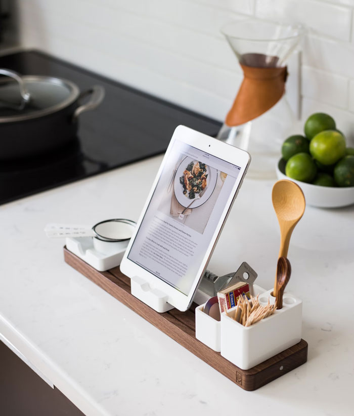 "Museum Day": 30 Frugal "Treats" That Prove Good Parenting Is Not About Money