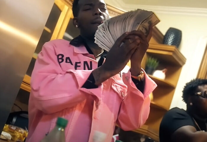 30 Reasons Why Criminals Were Caught In Their Almost Perfect Crimes, As Pointed Out Online