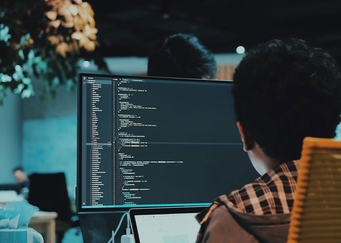 35 Worst Decisions Made By Large Companies That Nearly, Or Did, Shut Them Down