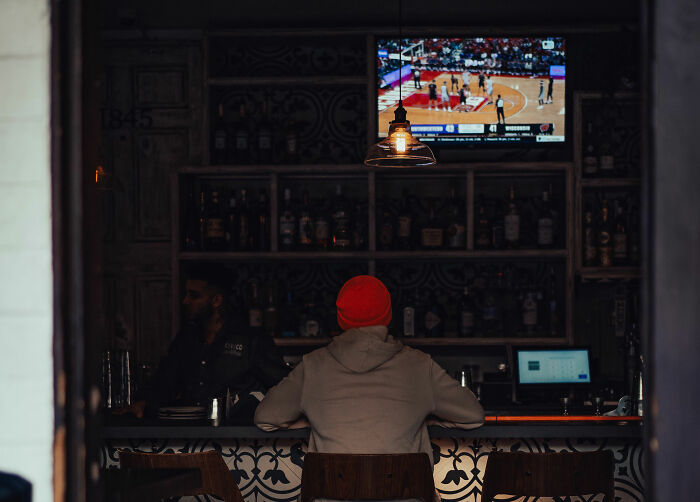 Someone Wanted To Know Immoral But Legal Ways To Make Money And 28 People Delivered