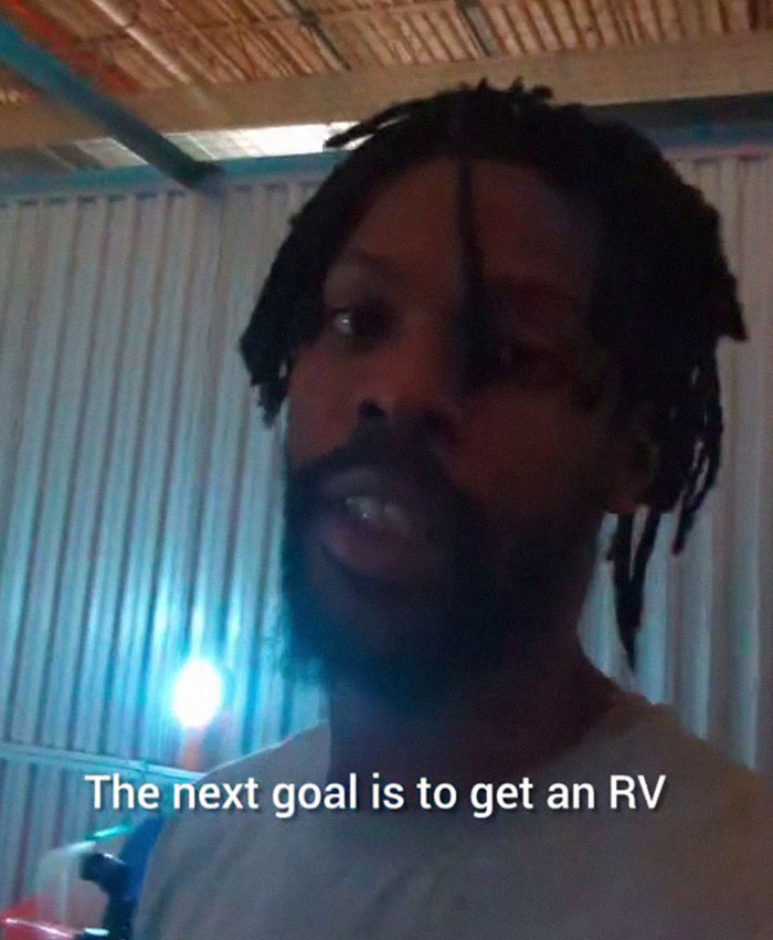 Guy Shares That He Lives In A Storage Unit, Because It's Much Cheaper Than An Apartment