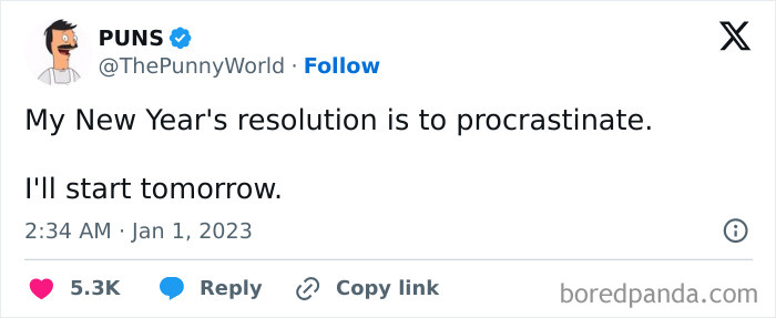 Tweet from PUNS humorously stating a New Year's resolution to procrastinate, fitting funny tweets about New Year's resolutions.