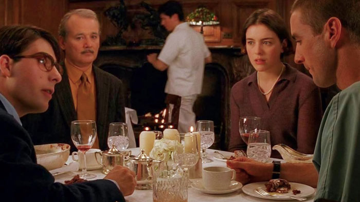 30 Detalles muy falsos que salen en las películas y molestan a la audiencia