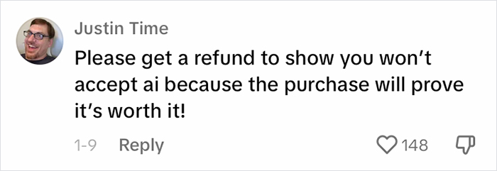 Woman Thinks She Bought A Simple Horse Calendar, Starts Noticing Odd Things Pop Up Woman Thinks She Bought A Simple Horse Calendar, Starts Noticing Odd Things Pop Up