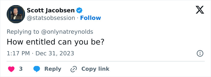 “Morally Sickening”: Woman Who Wore “Painted Pants” To The Gym Issues Public Apology “Morally Sickening”: Woman Who Wore “Painted Pants” To The Gym Issues Public Apology