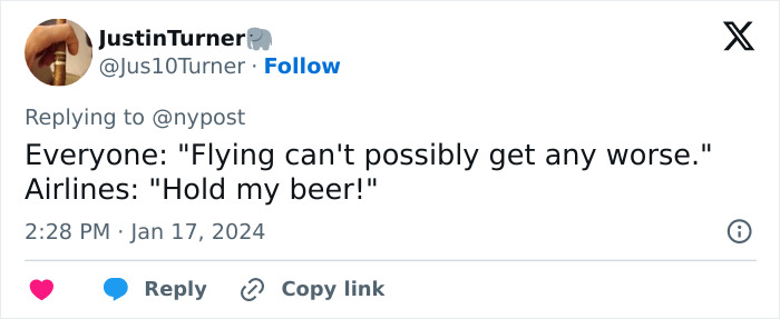 &ldquo;We Tried Our Best&rdquo;: Passenger Trapped In Airplane&rsquo;s Toilet Receives Defeated Note From Cabin Crew 