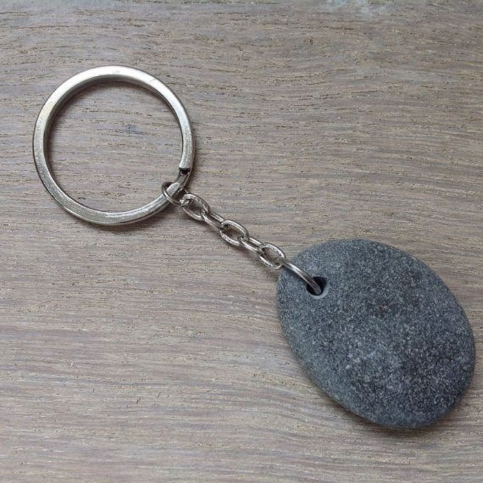 40 Of The Most Disappointing And Outright Cruel Gifts People Received At Work