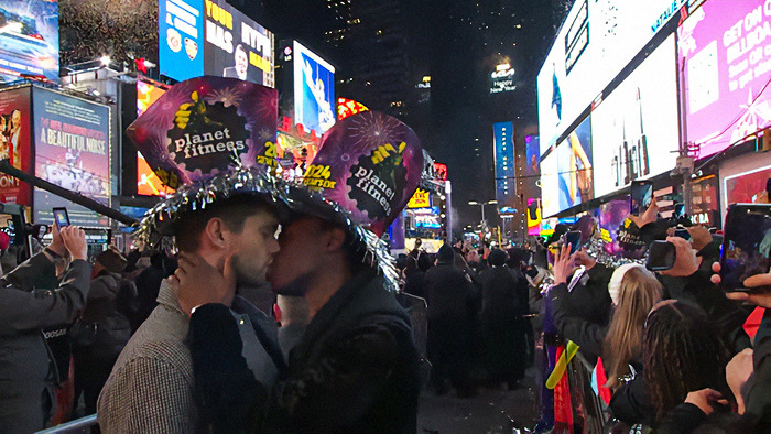 CNN Showed Two Men Kissing At Midnight, And Some Individuals Didn&rsquo;t React Well To It