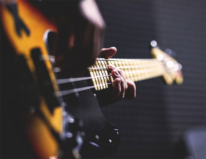 People Who Are 40 And Over Share Their Biggest Regrets So You Can Learn From Their Mistakes