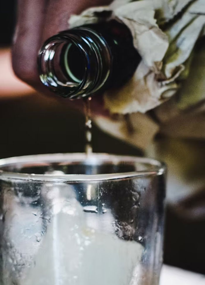 "What Is A Red Flag To See In Someone's Home?": 30 Honest Answers