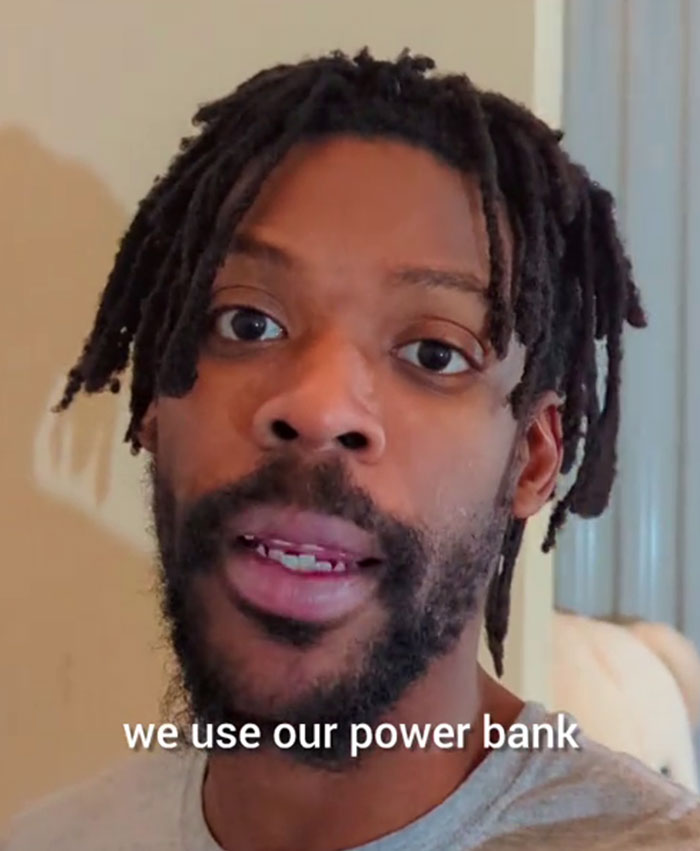 Guy Shares That He Lives In A Storage Unit, Because It's Much Cheaper Than An Apartment