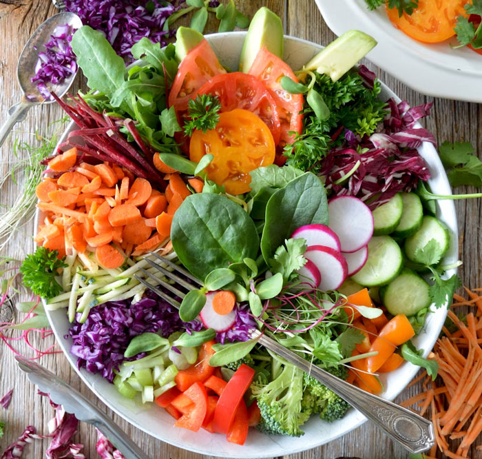 30 Adults Share What They Regret Not Doing While They Were Young