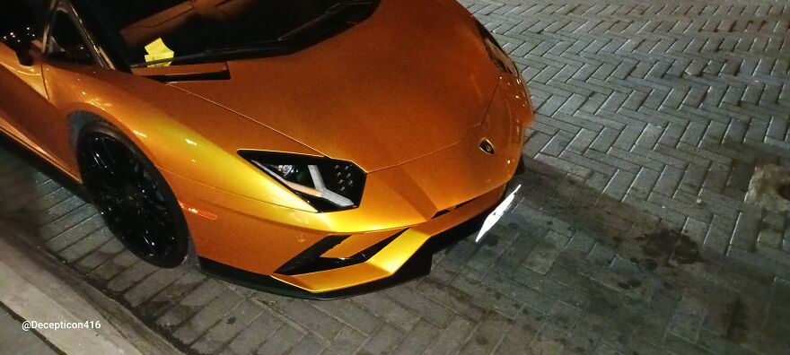 Lamborghini Aventador