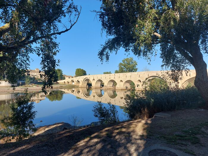 Beziér, South Of France. The River Orb And The Pont Neuf Bridge. Beautiful Little Town