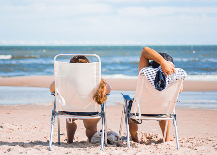 &ldquo;Four Paid Unused Vacation Days Will Cost You Thousands&rdquo;: Worker Complies With A Made-Up Rule