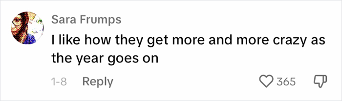 Woman Thinks She Bought A Simple Horse Calendar, Starts Noticing Odd Things Pop Up Woman Thinks She Bought A Simple Horse Calendar, Starts Noticing Odd Things Pop Up