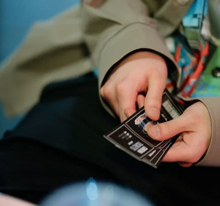 40 Of The Most Disappointing And Outright Cruel Gifts People Received At Work