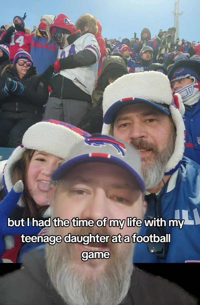 Men Keep Whining About Taylor Swift At NFL Games, This Dad Came Online To Tell Us Why They Shouldn’t Men Keep Whining About Taylor Swift At NFL Games, This Dad Came Online To Tell Us Why They Shouldn’t
