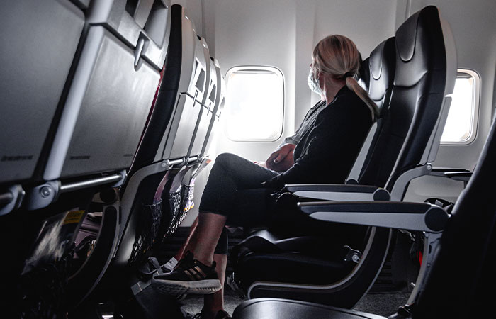 “It’s Your Responsibility”: Couple Gets Refunded After Sitting In Pee For 10 Hours On Flight “It’s Your Responsibility”: Couple Gets Refunded After Sitting In Pee For 10 Hours On Flight