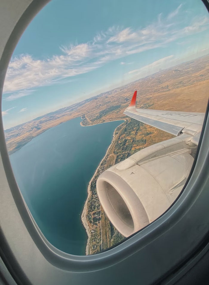 30 Adults Share What They Regret Not Doing While They Were Young