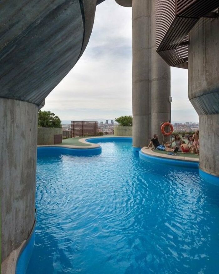 The Torres Blancas Building Designed By Francisco Javier Sáenz De Oiza, Completed In 1969