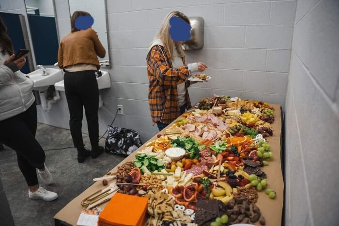 Please-May-I-Have-A-Crumb-Of-Context