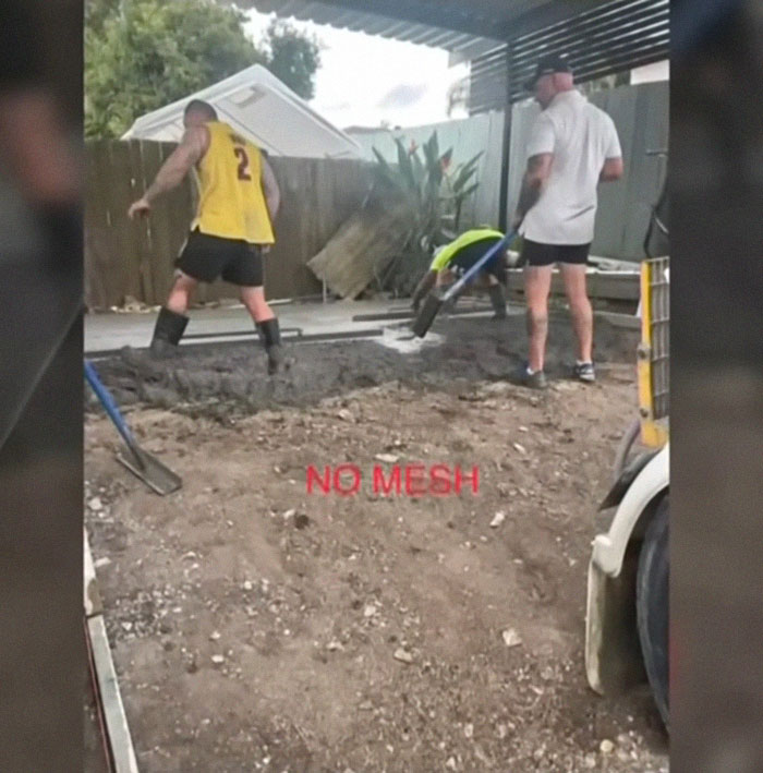 &ldquo;This Is What Happens When You Don&rsquo;t Pay&rdquo;: Builders Film Themselves Destroying Woman&rsquo;s Driveway