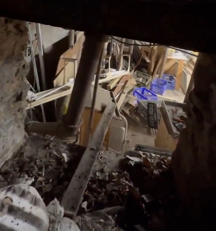 Riot Unfolds As Police Obstruct Orthodox Men&rsquo;s Secret Underground Tunnel In Brooklyn Synagogue