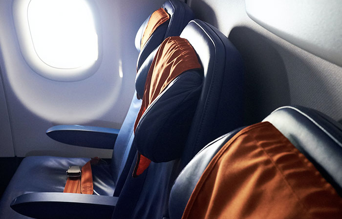 “It’s Your Responsibility”: Couple Gets Refunded After Sitting In Pee For 10 Hours On Flight “It’s Your Responsibility”: Couple Gets Refunded After Sitting In Pee For 10 Hours On Flight