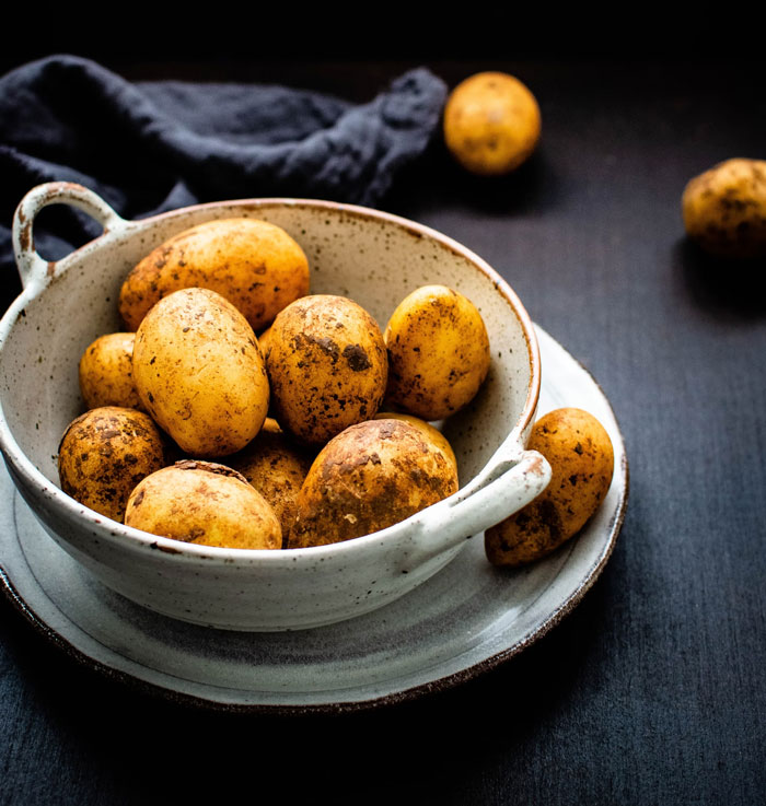 30 Strange, Amusing, And Horrifying Things People Have Seen In Others’ Kitchens