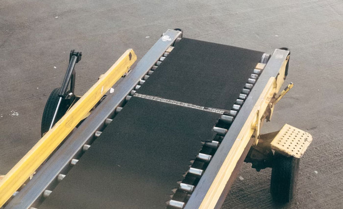 30 People With Rich Friends Share What They Do For Work