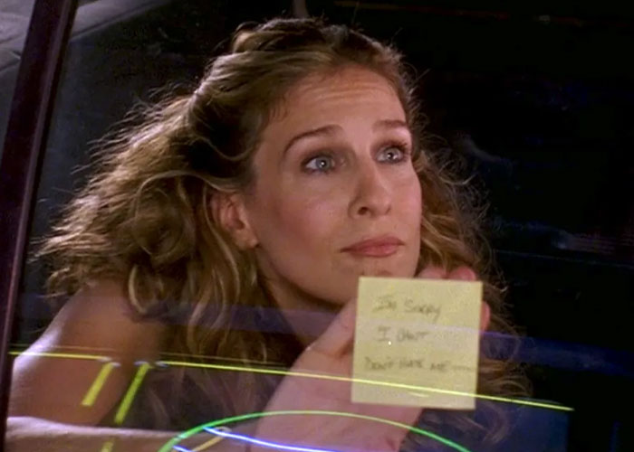 Aubrey Plaza&rsquo;s Loewe Emmys&rsquo; Outfit Sparks Hilarious Memes, And, Of Course, She&rsquo;s Joining The Fun