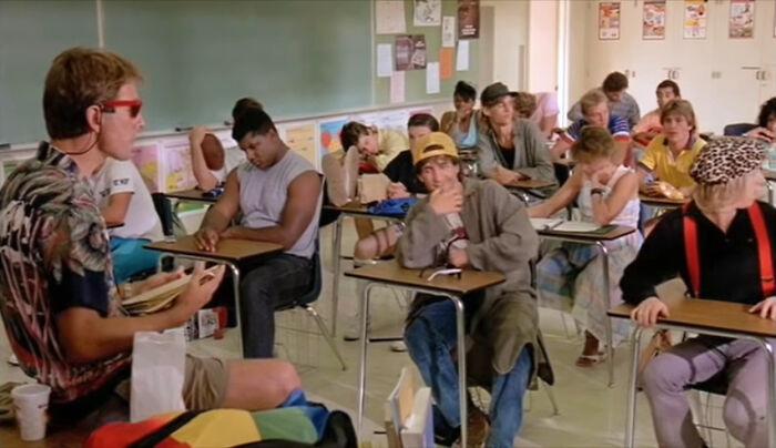 People In This Online Group Point Out 38 Of The Most Irritating Clichés From Movies And TV Shows