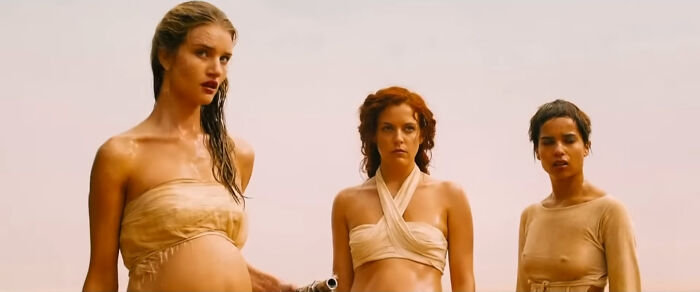 People In This Online Group Point Out 38 Of The Most Irritating Clichés From Movies And TV Shows