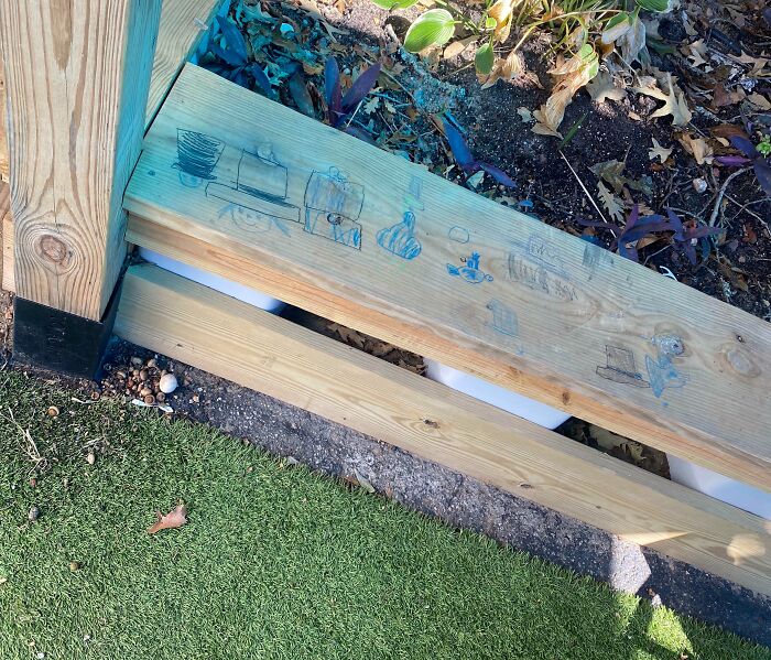 Caught A Couple Of Kids Coloring On The Banister In Our Outside Seating Section. Parents Just Sat There Watching Them Do It. I Asked Them If The Walls In There House Looked Just As Ugly And They Asked To Speak To A Manager 