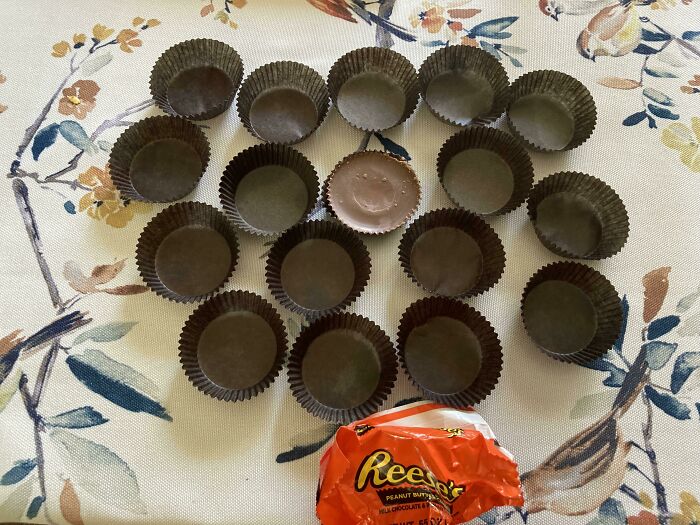 Not Edible But Still Pretty Koo. 16 Extra Cups