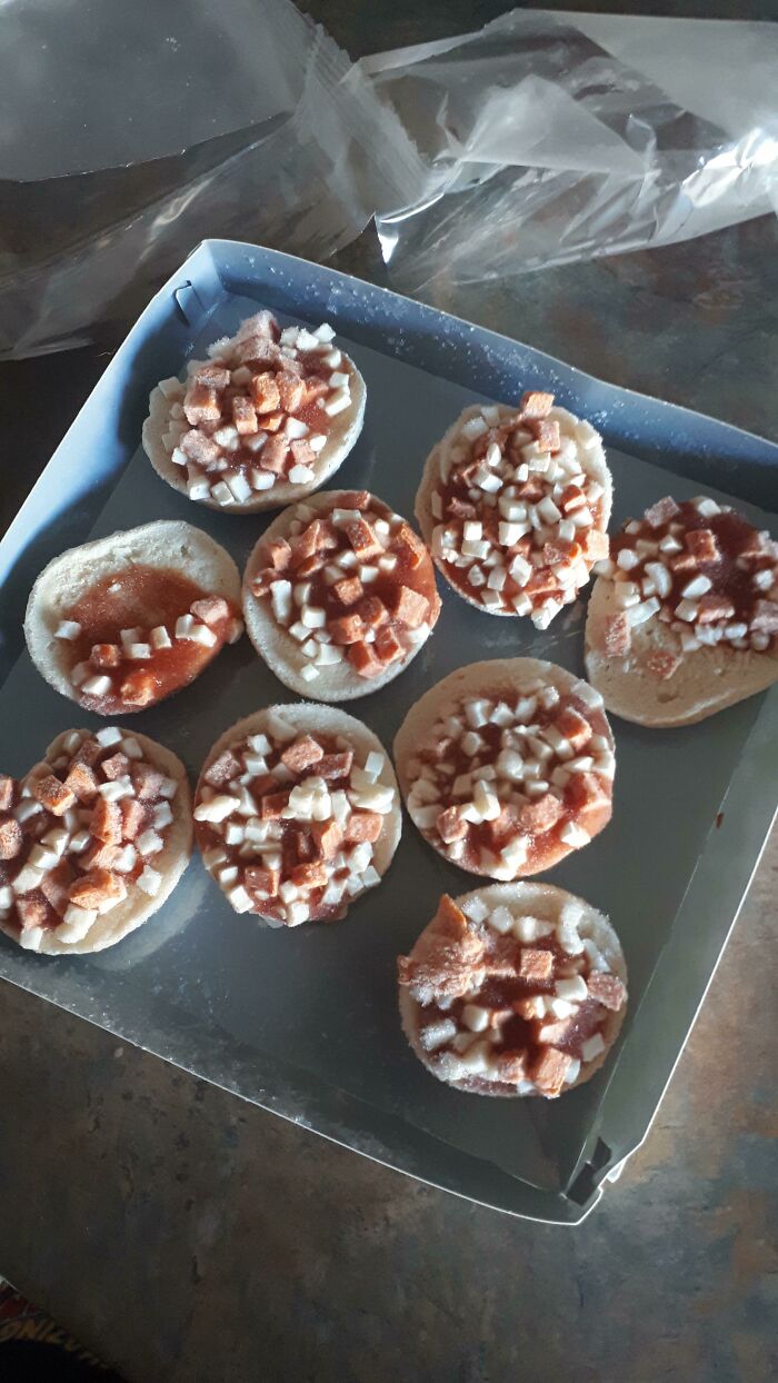 I Did Not Win. That Left One Is Just Pathetic