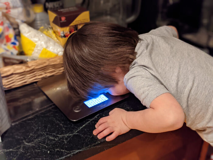 He Was Trying To Figure Out How Heavy His Face Is